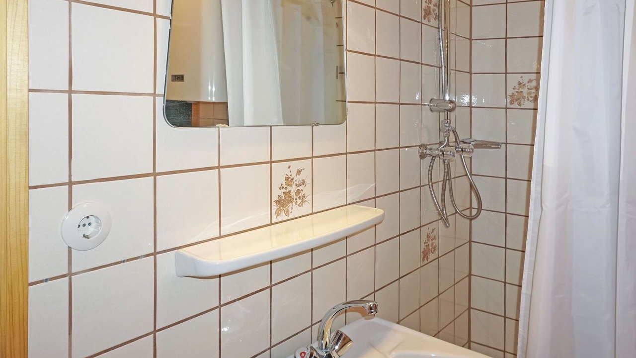 Photo of Bathroom in Flirsch