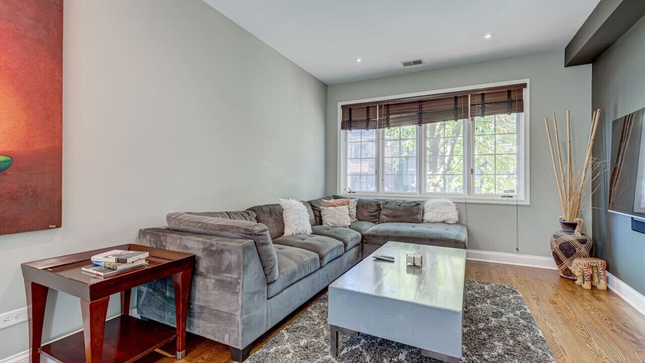 Photo of Livingroom in Pulaski Park