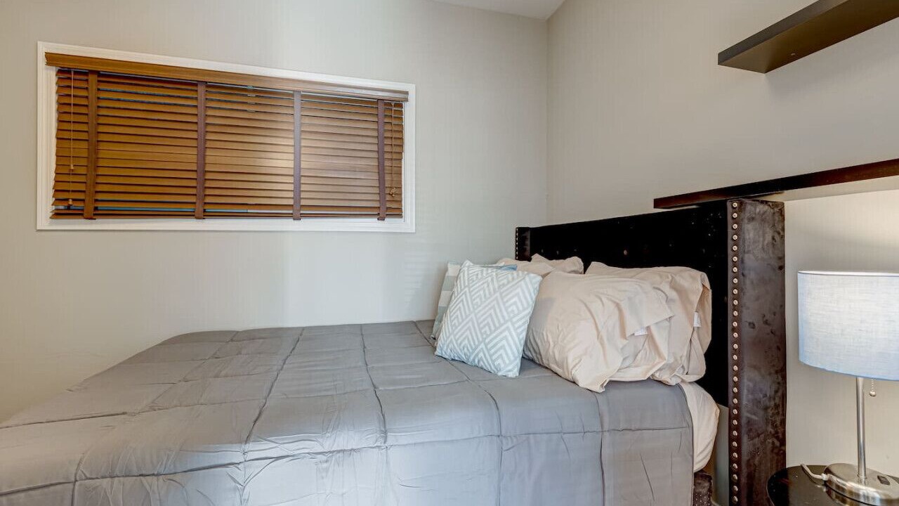 Photo of Bedroom in Pulaski Park