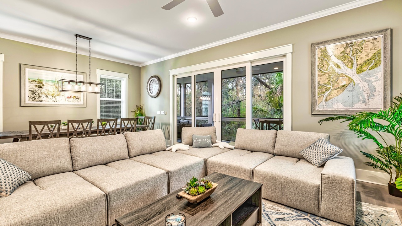Photo of Livingroom in Folly Field