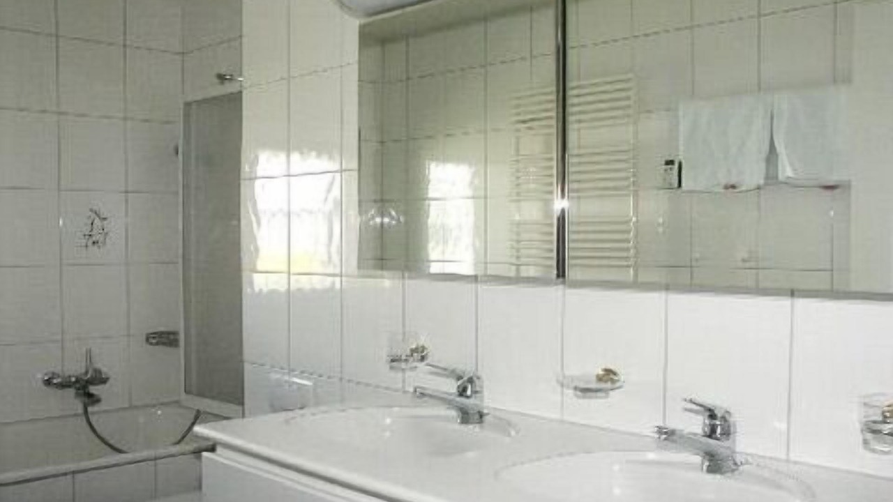 Photo of Bathroom in Davos-Dorf