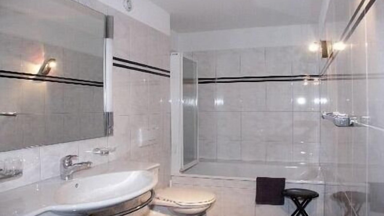 Photo of Bathroom in Davos-Dorf