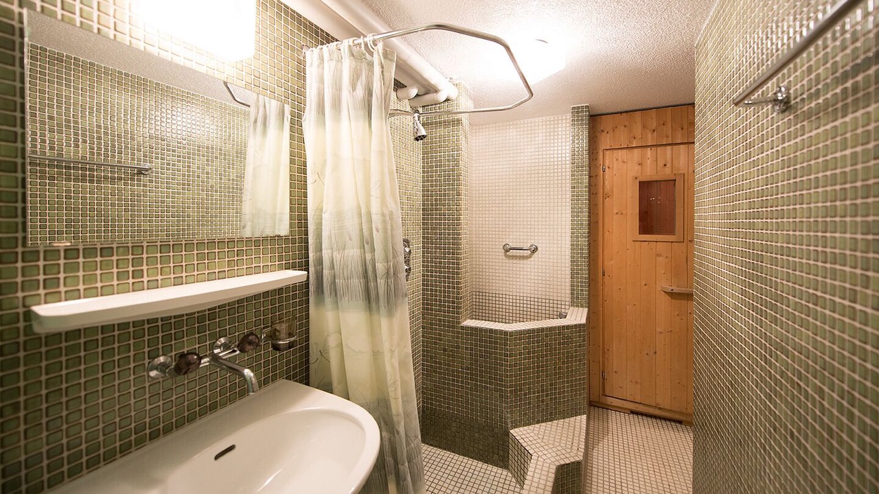 Photo of Bathroom in Davos