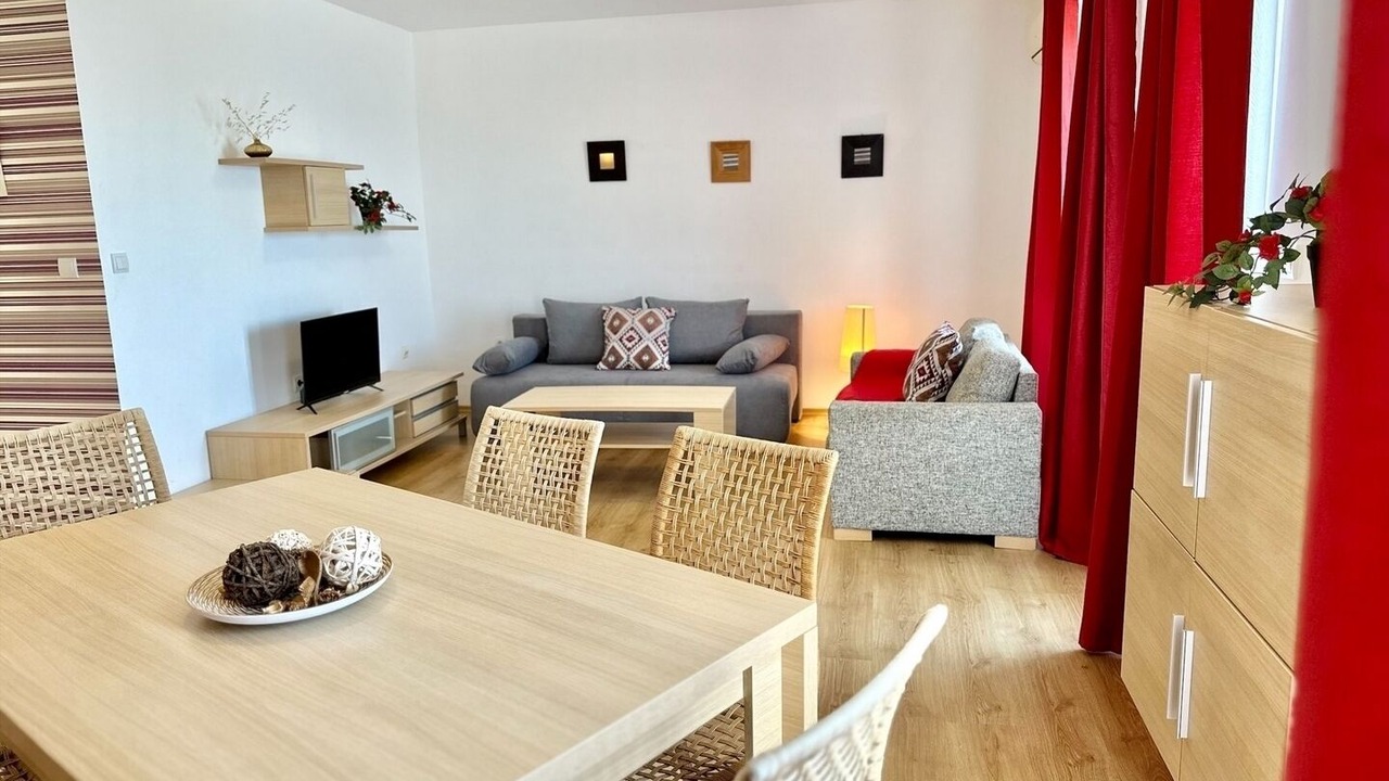 Photo of Livingroom in Aheloy