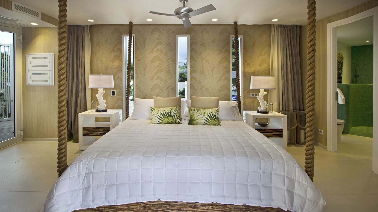 Photo of Bedroom in Plum Bay
