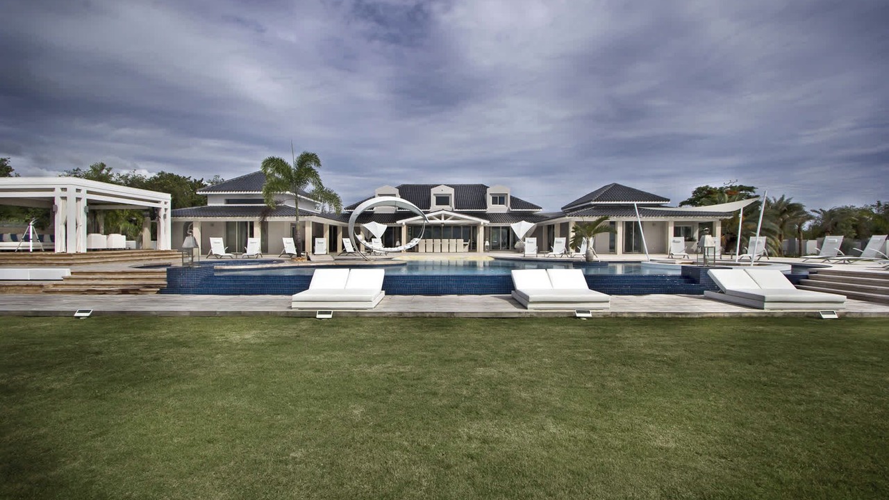 Photo of Outdoor in Plum Bay