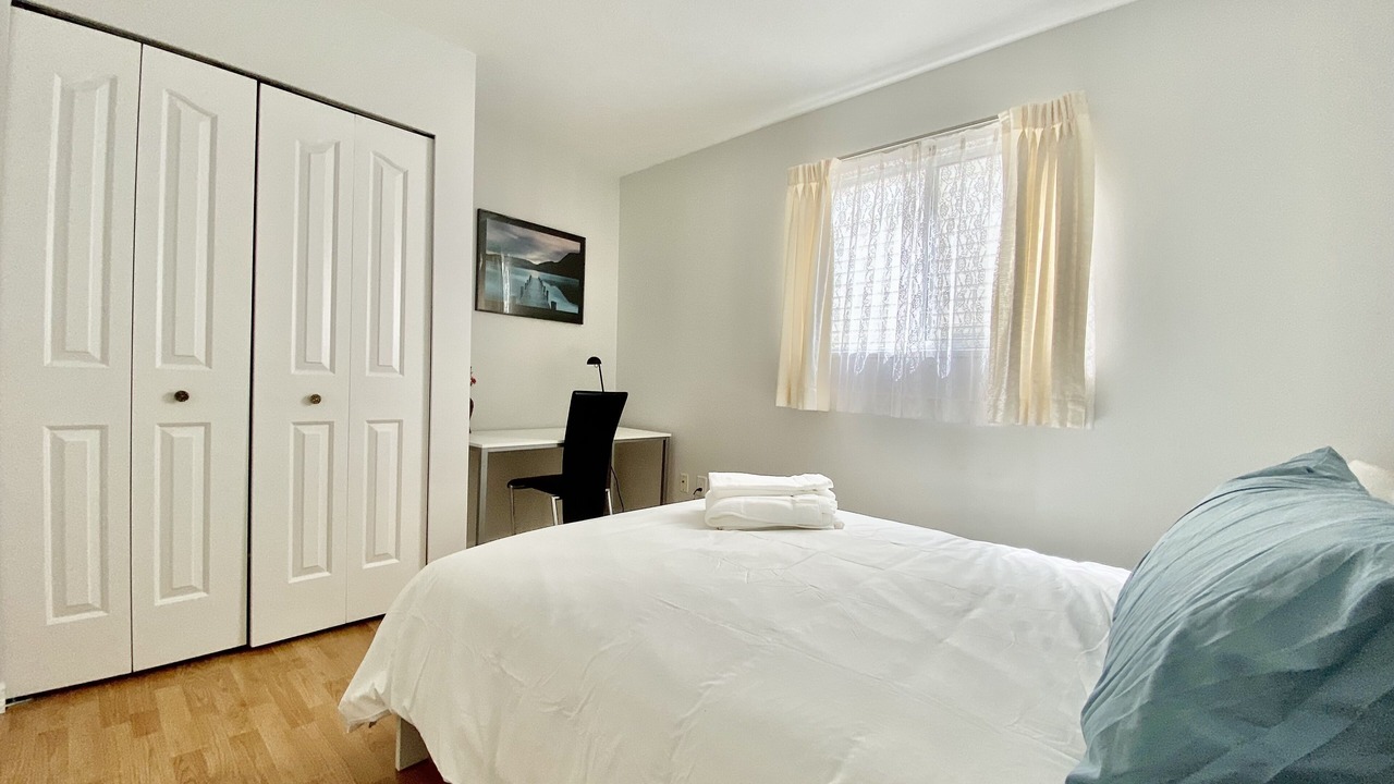 Photo of Bedroom in Metrotown