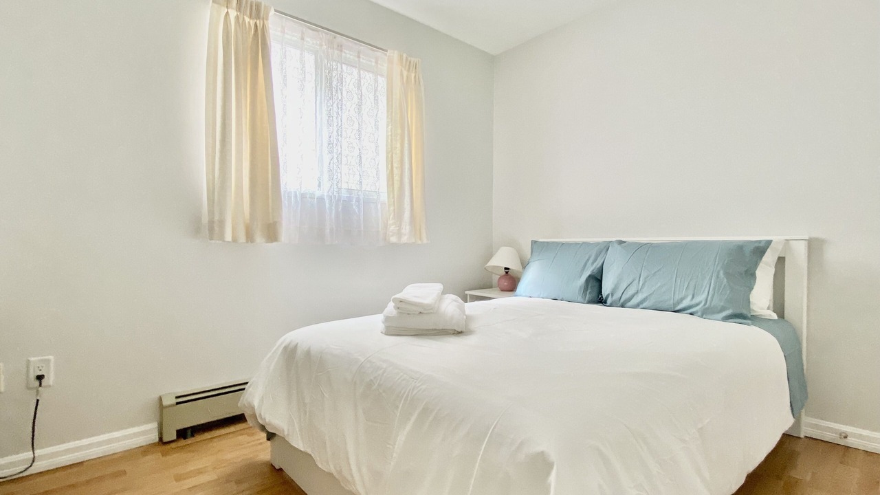 Photo of Bedroom in Metrotown