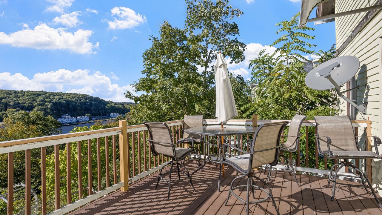 Photo of Outdoor in Westside Norwich