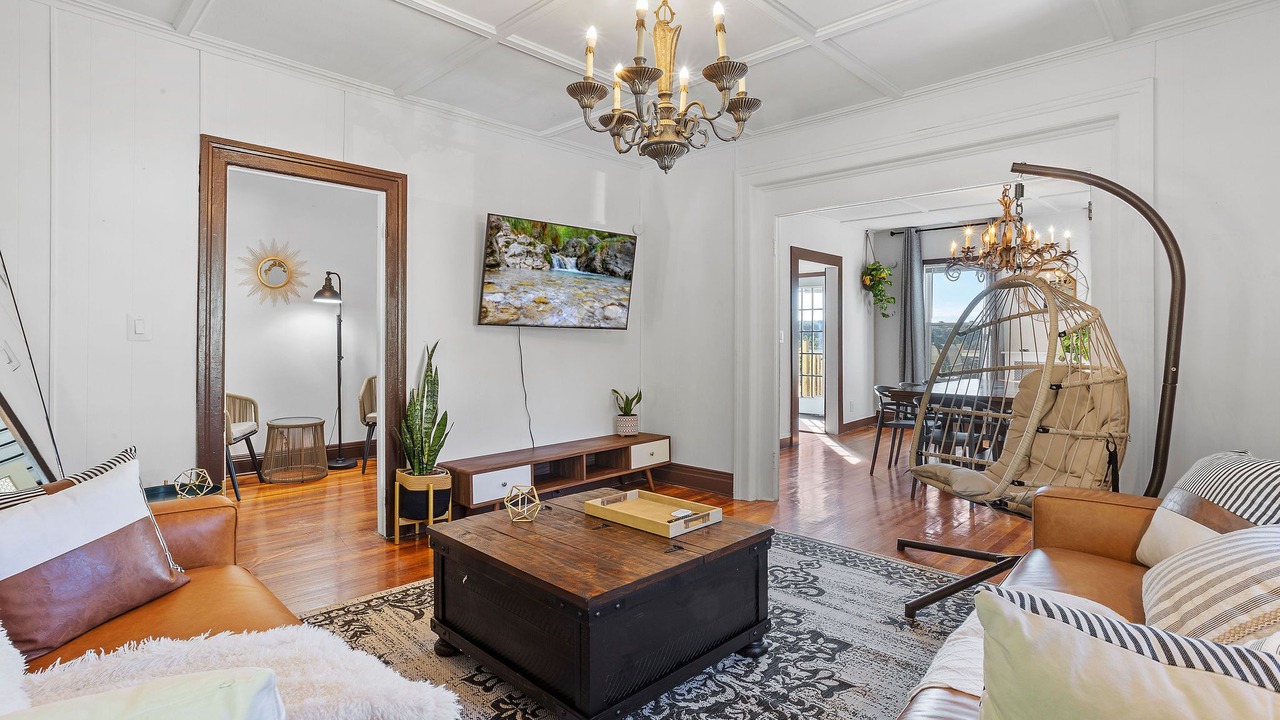 Photo of Livingroom in Westside Norwich