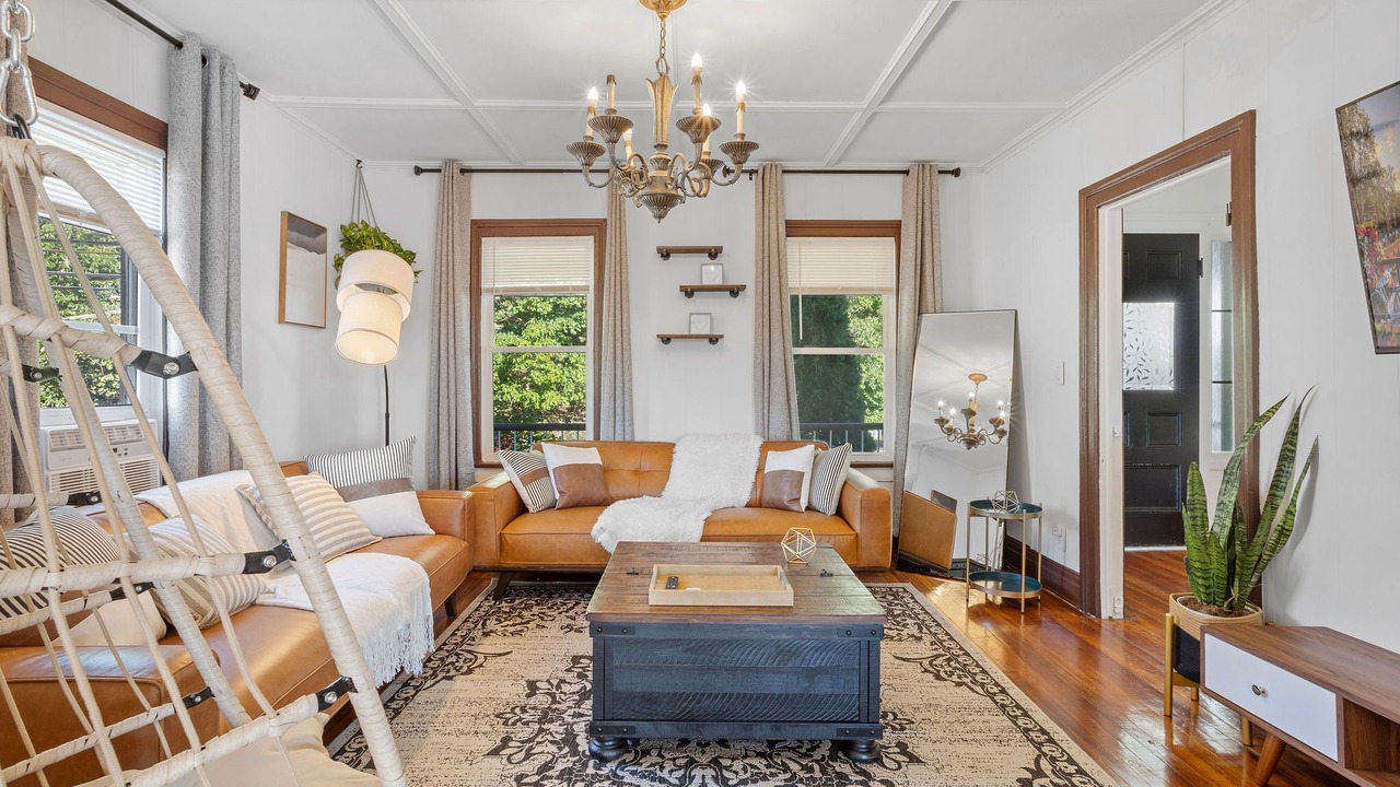 Photo of Livingroom in Westside Norwich