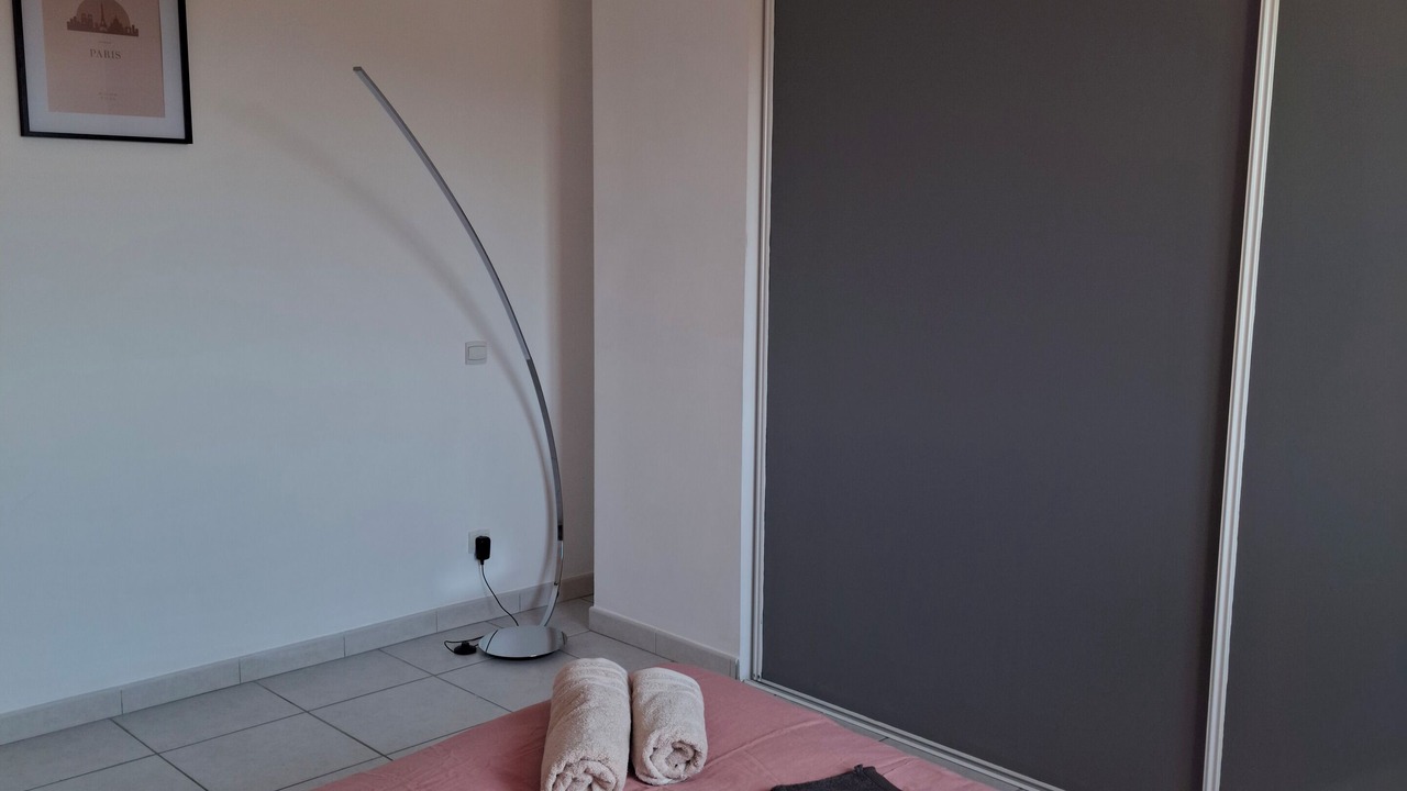Photo of Bedroom in Beaumes-de-Venise