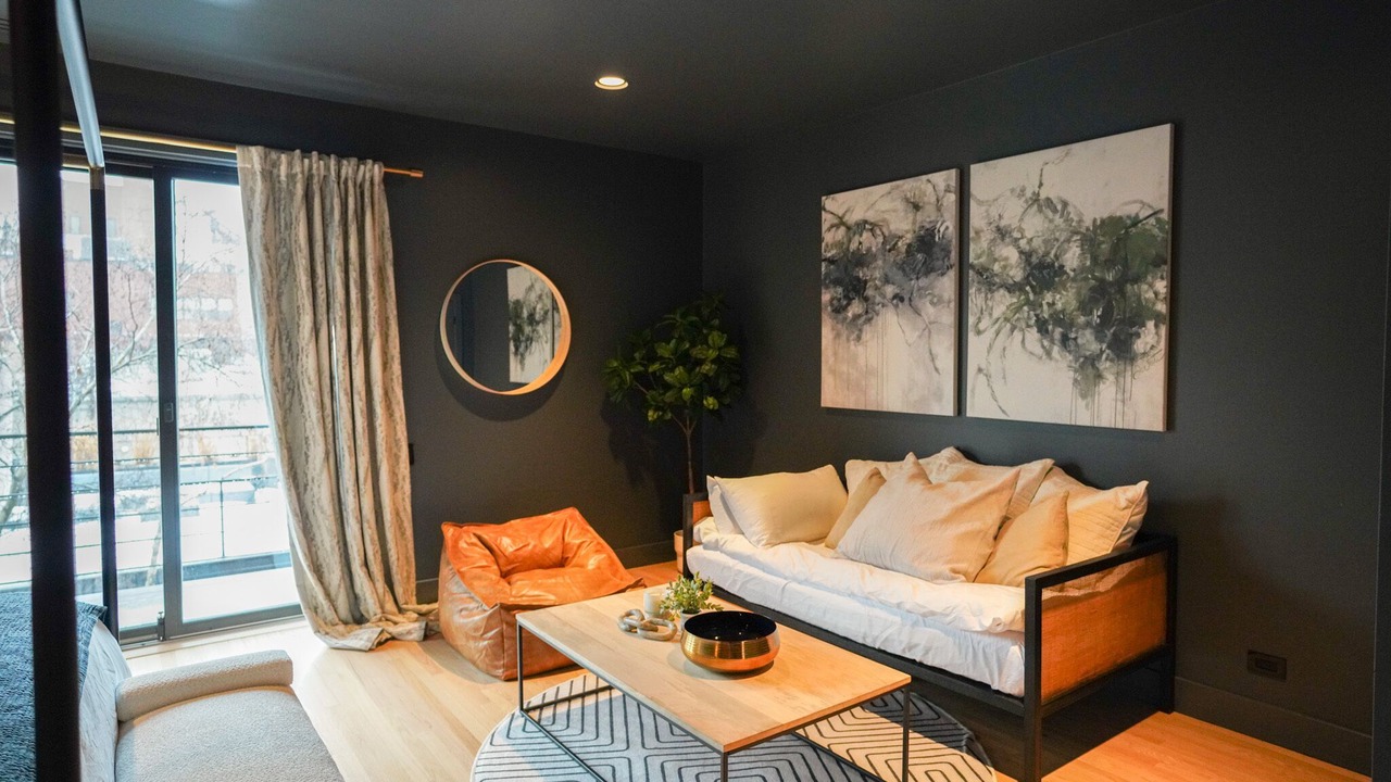 Photo of Livingroom in Wicker Park