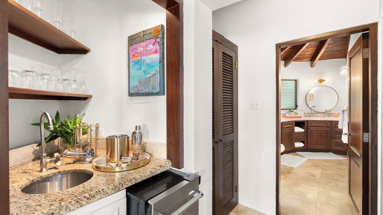 Photo of Bedroom in Spanish Town