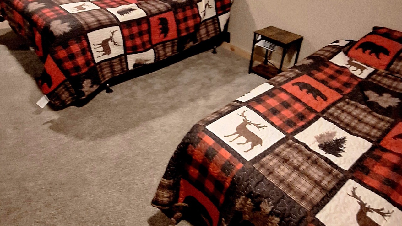 Photo of Bedroom in Colebrook