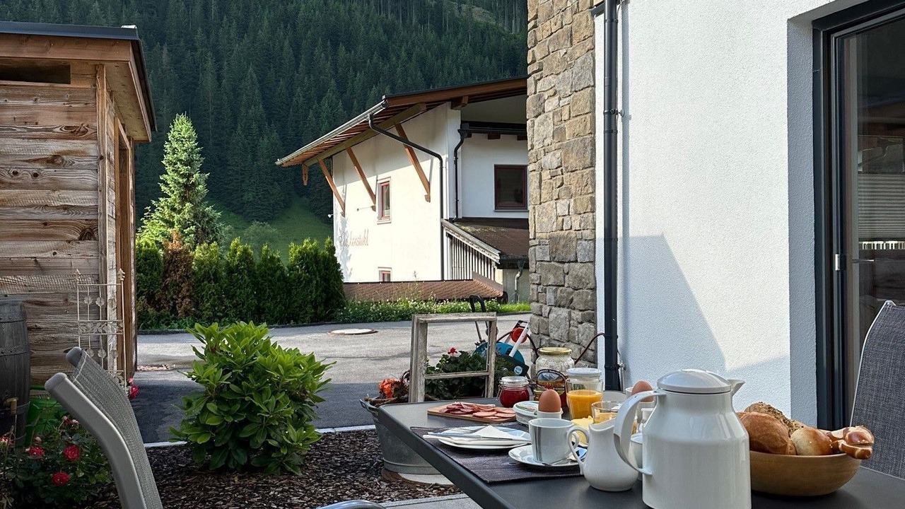 Photo of Outdoor in Juns