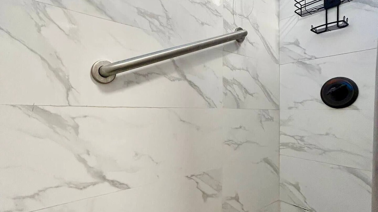 Photo of Bathroom in Isabel II