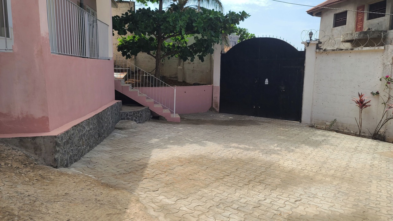 Photo of Others in Freetown