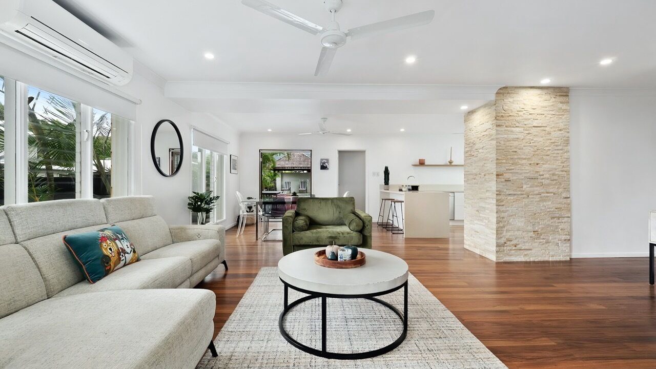 Photo of Livingroom in Clifton Beach