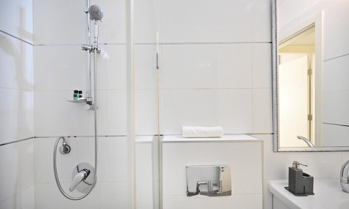 Photo of Bathroom in Tel Aviv City Center