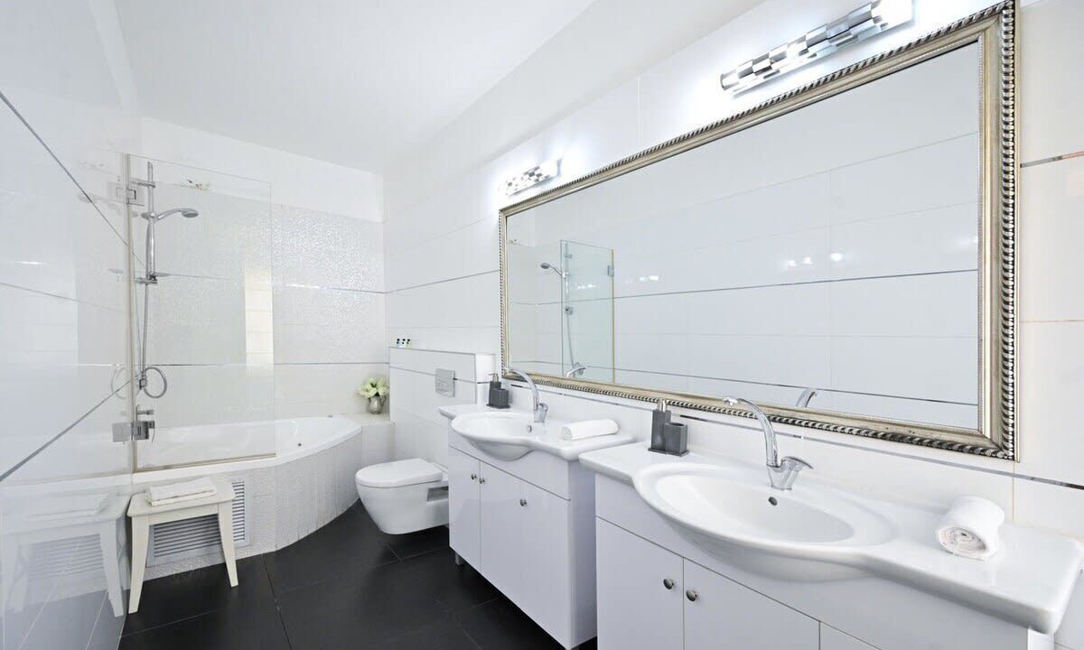 Photo of Bathroom in Tel Aviv City Center