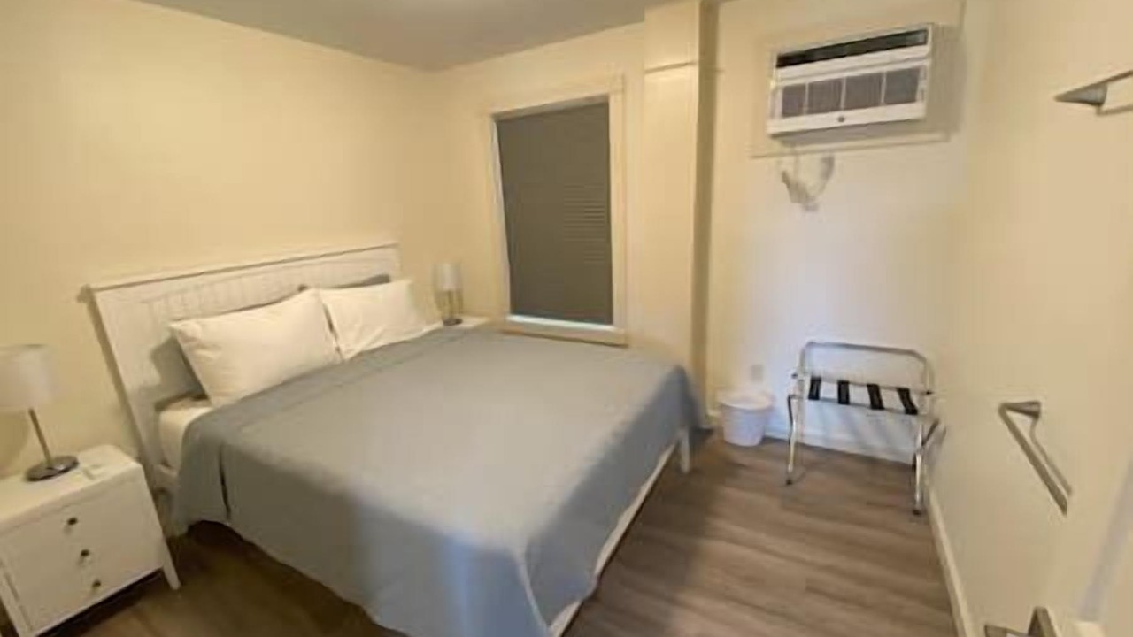 Photo of Bedroom in Alburg