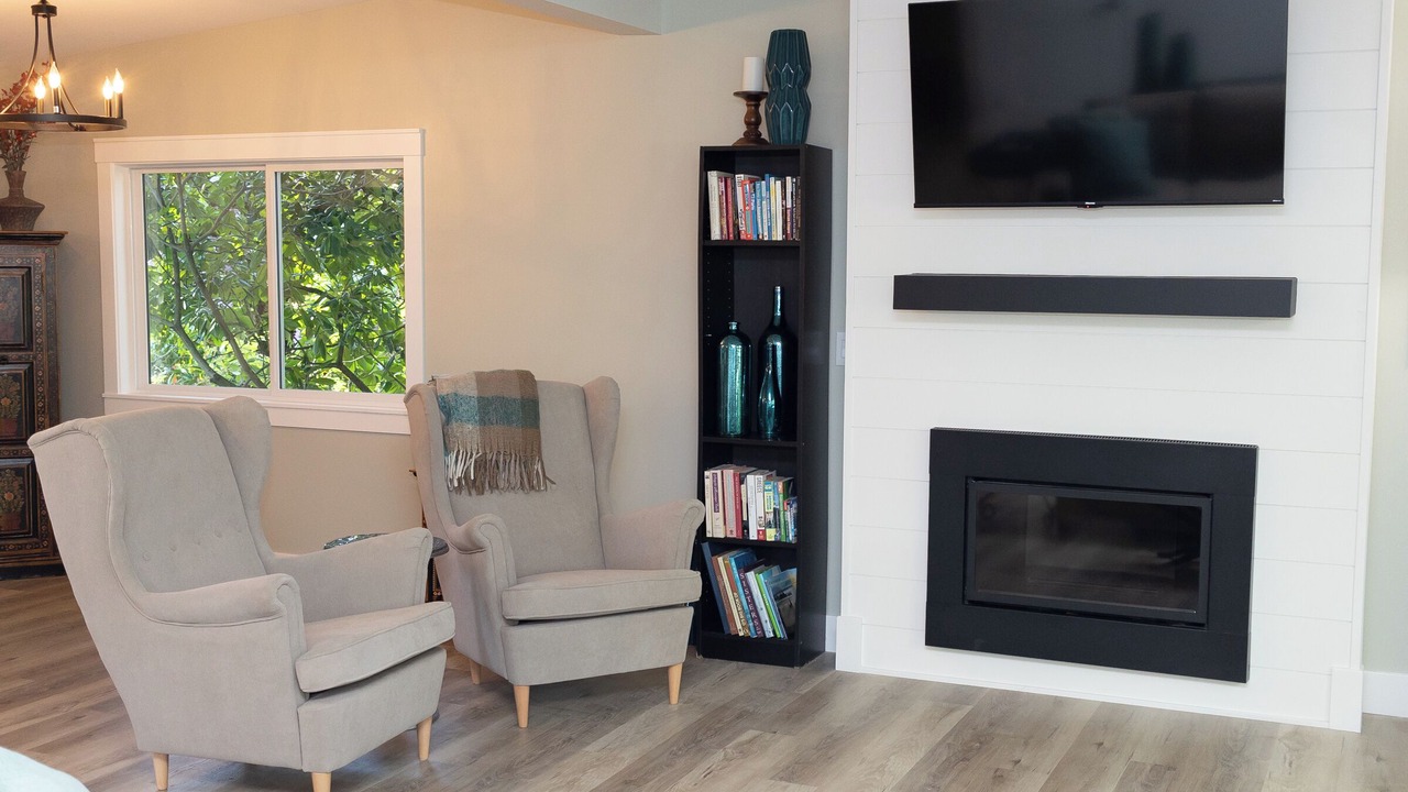 Photo of Livingroom in Langley
