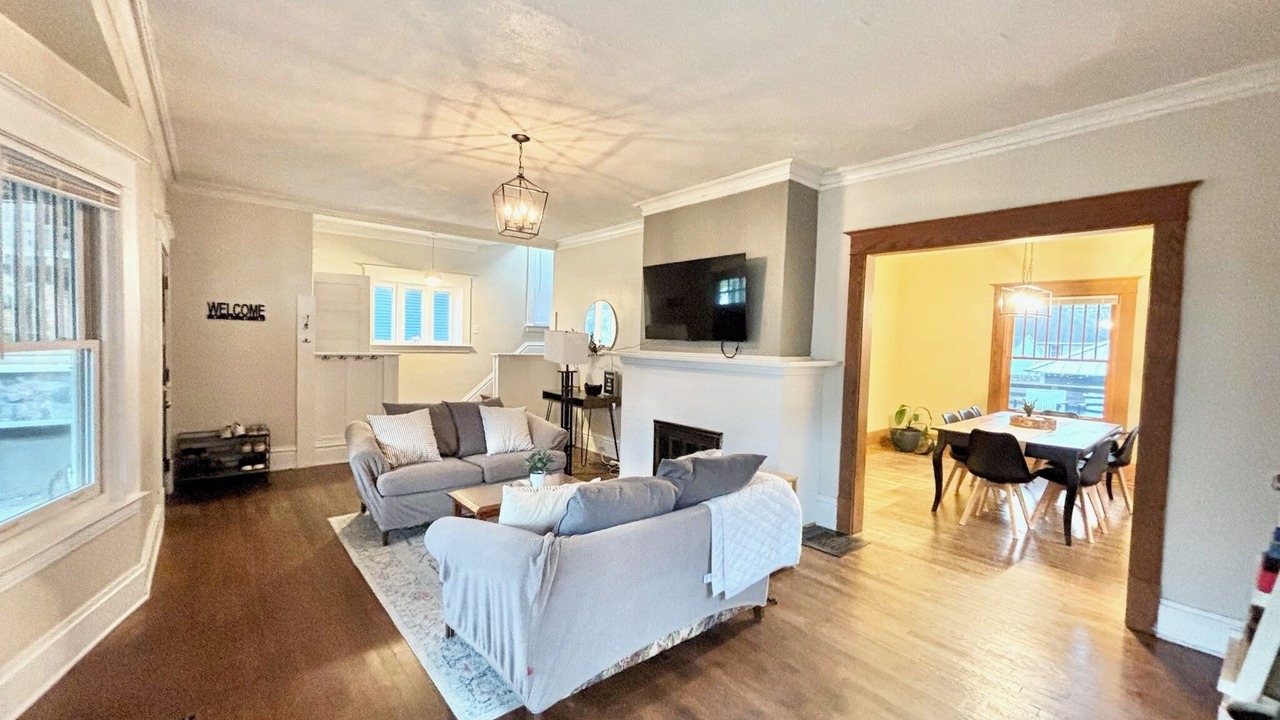 Photo of Livingroom in Easttown