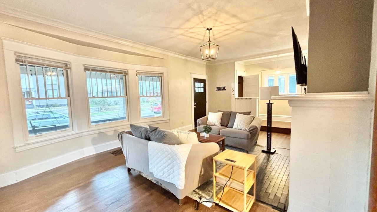 Photo of Livingroom in Easttown