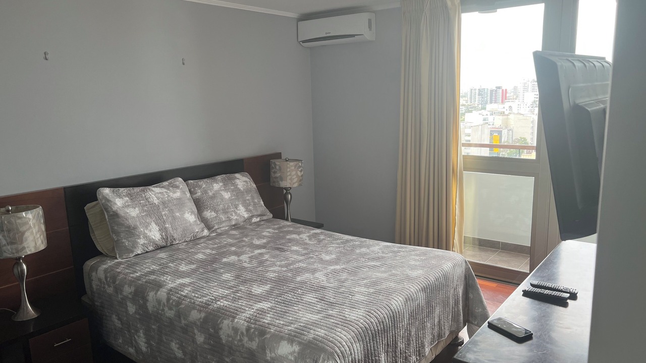 Photo of Bedroom in Lince