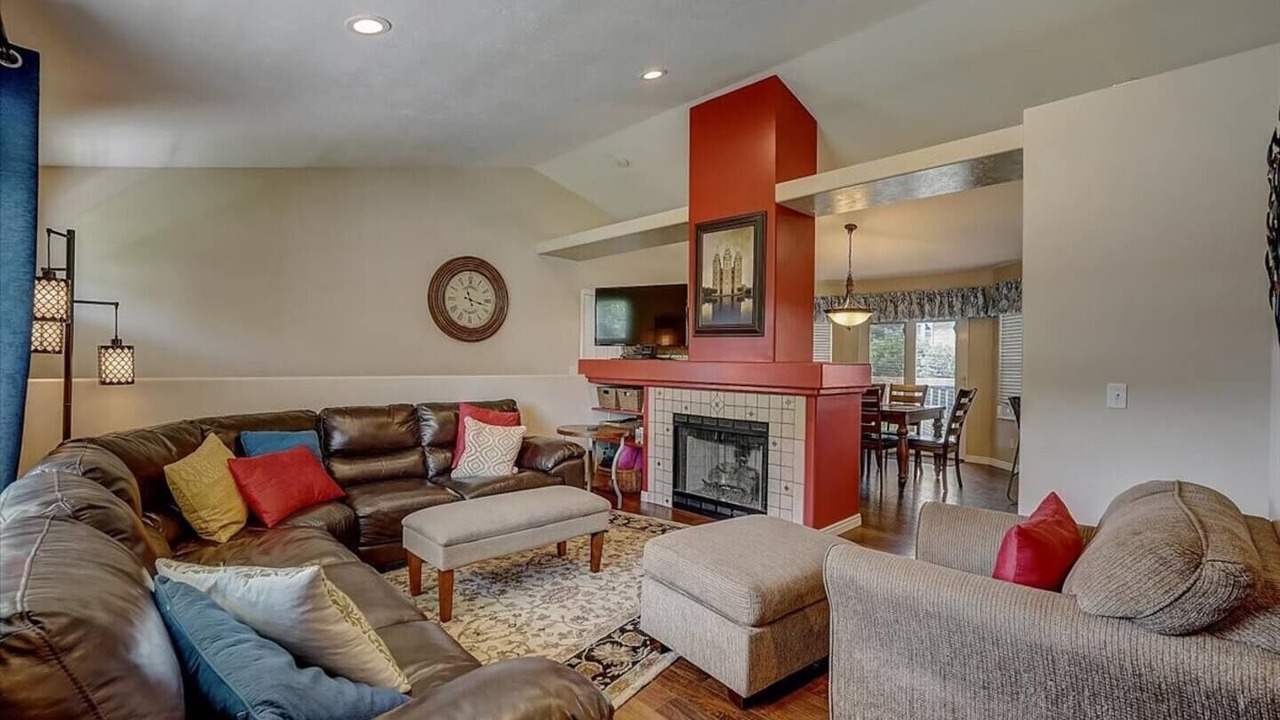 Photo of Livingroom in West Jordan