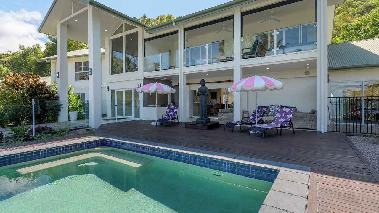 Photo of Outdoor in Oak Beach
