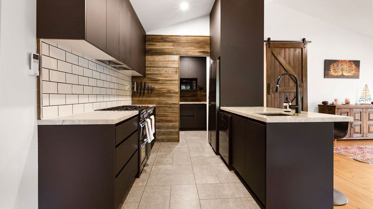 Photo of Kitchen in Raymond Island