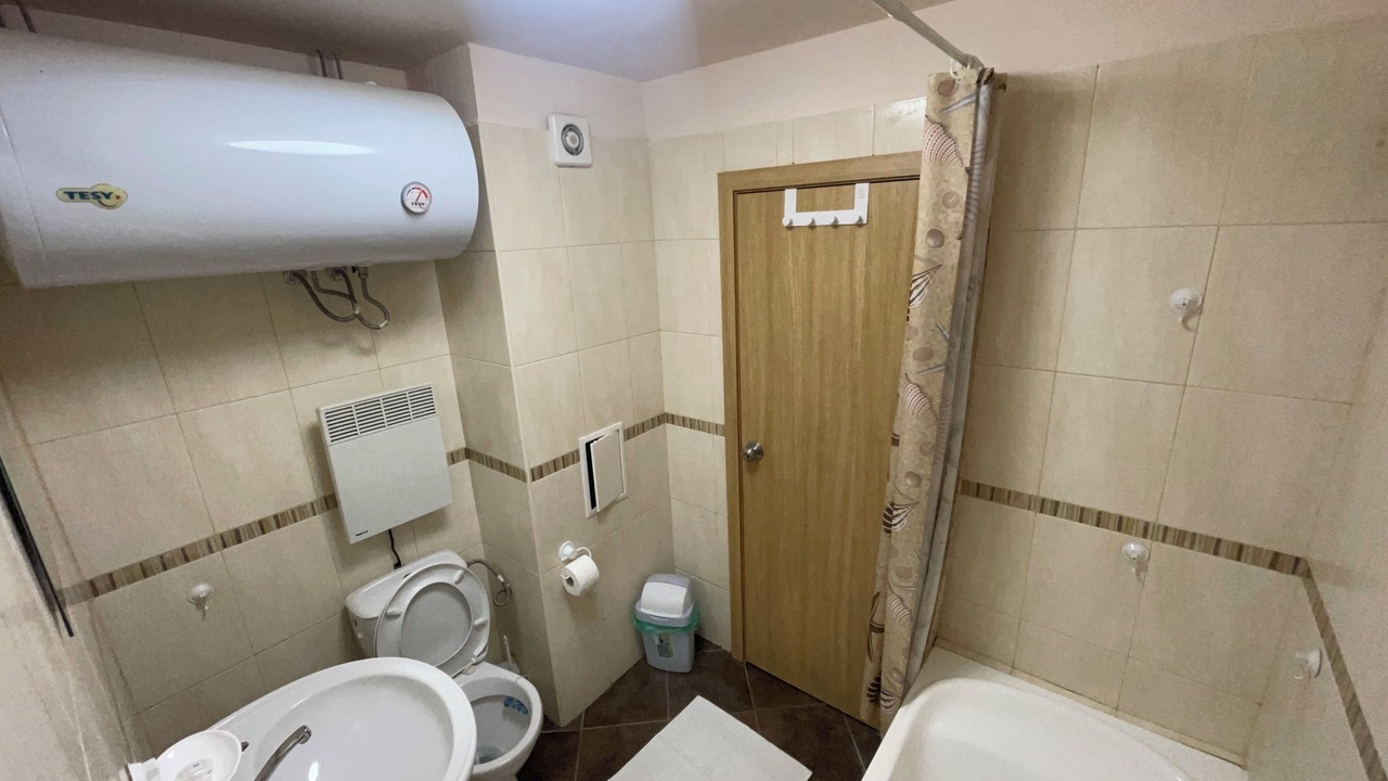 Photo of Bathroom in Golden Sands