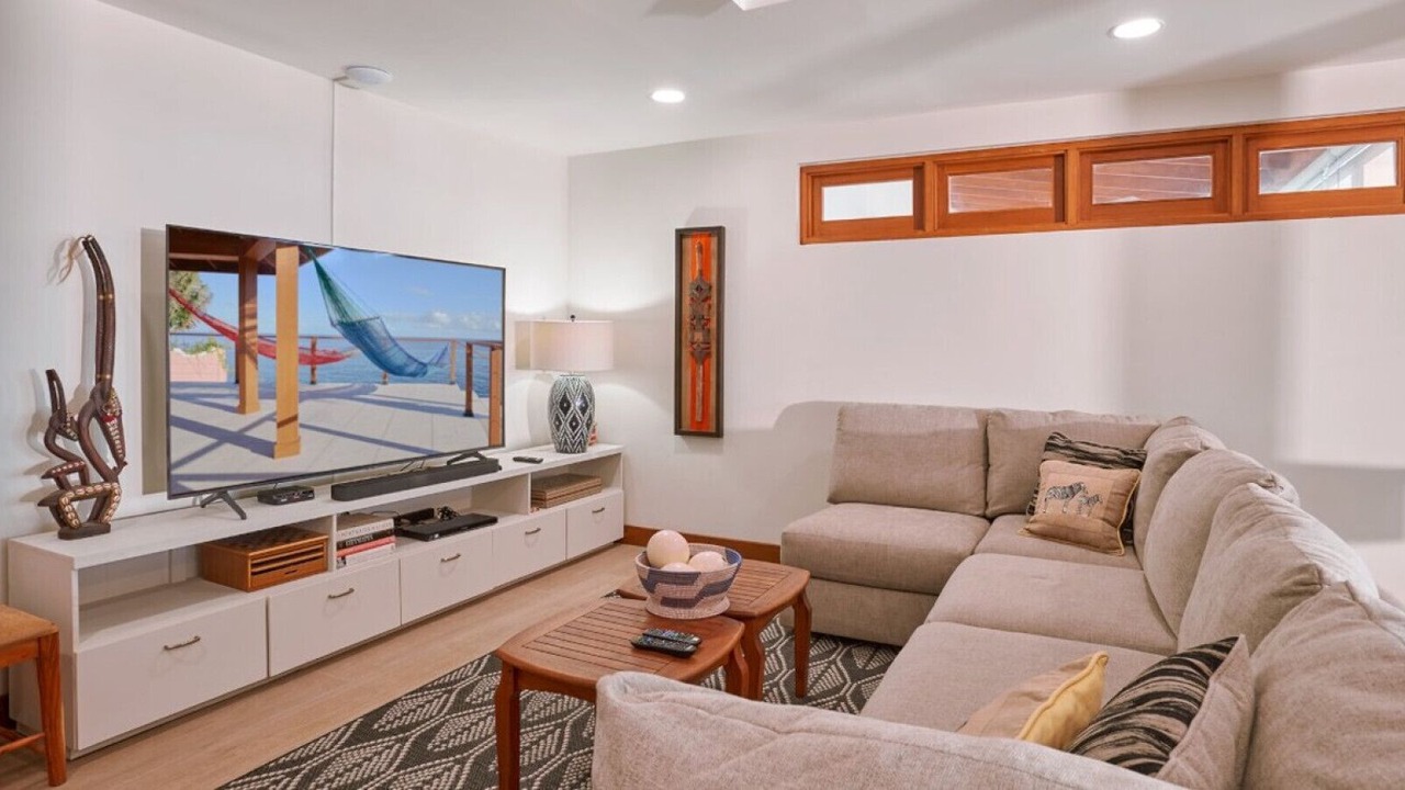 Photo of Livingroom in Salt Gut