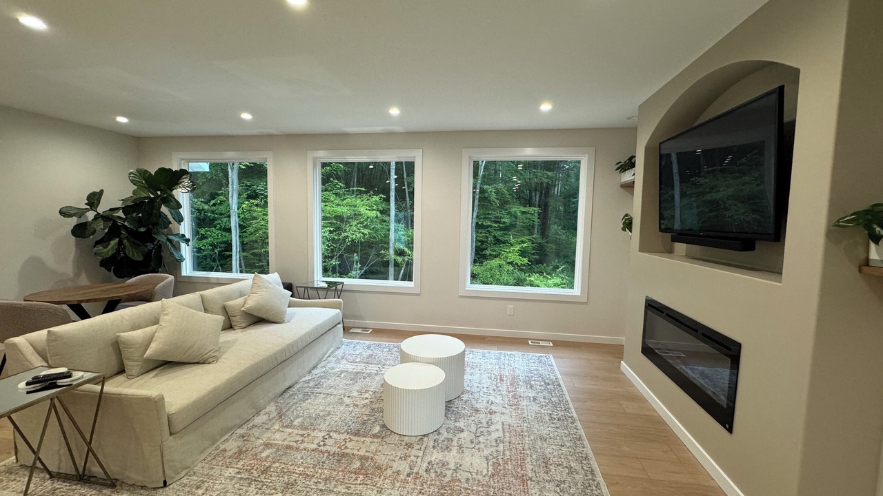Photo of Livingroom in Spring Lake