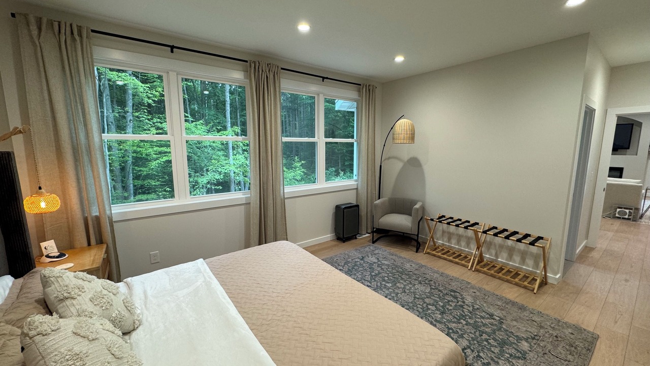 Photo of Bedroom in Spring Lake