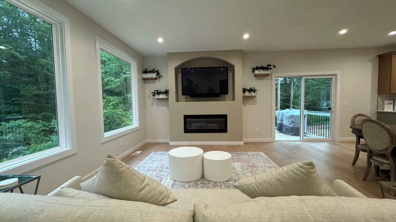 Photo of Livingroom in Spring Lake