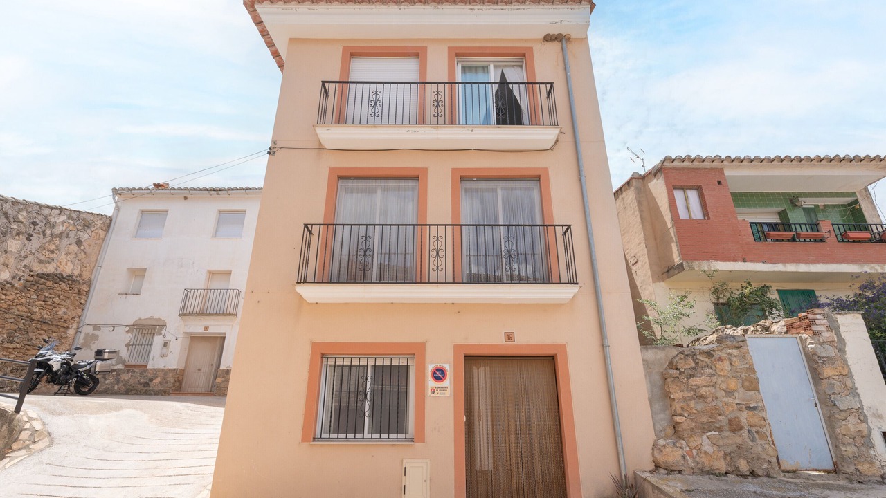 Photo of Outdoor in Benafer