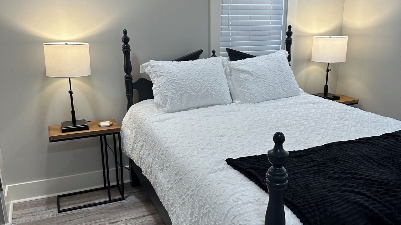 Photo of Bedroom in Scott