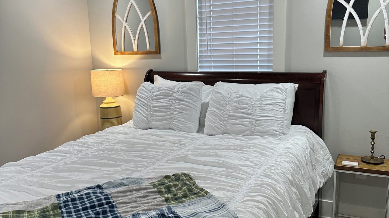 Photo of Bedroom in Scott