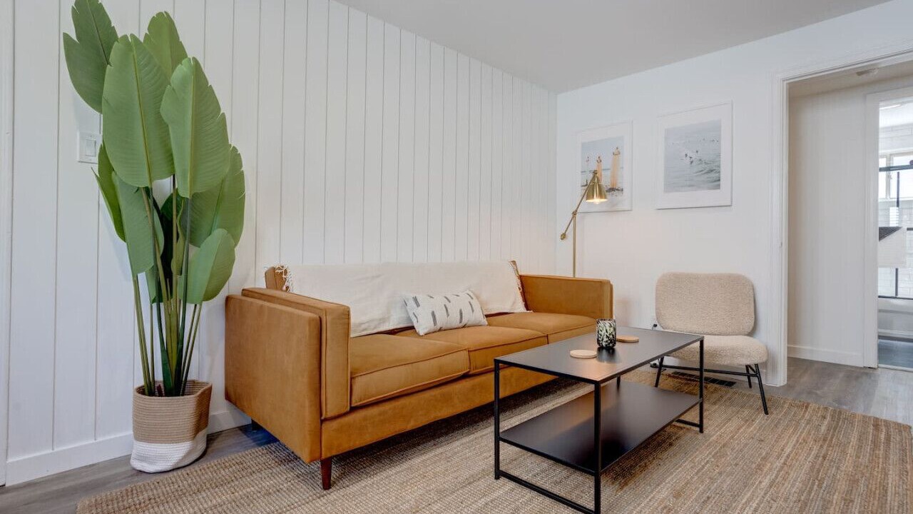 Photo of Livingroom in Dartmouth