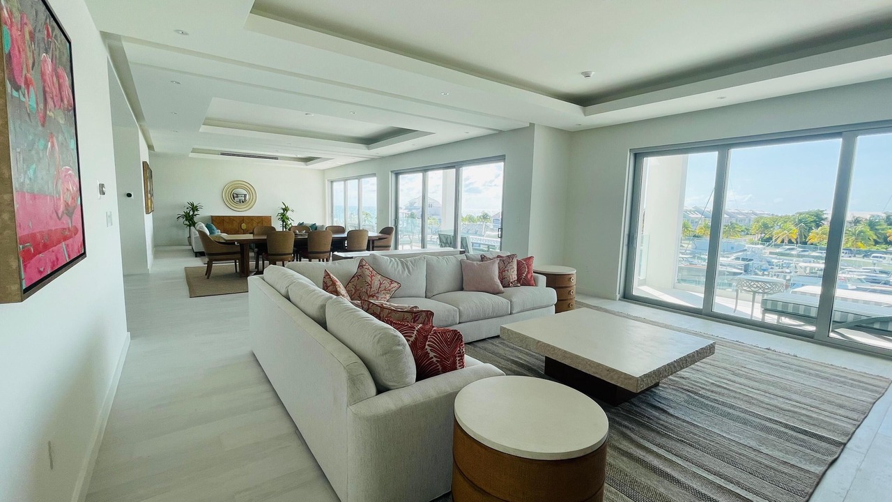 Photo of Livingroom in Palm Cay