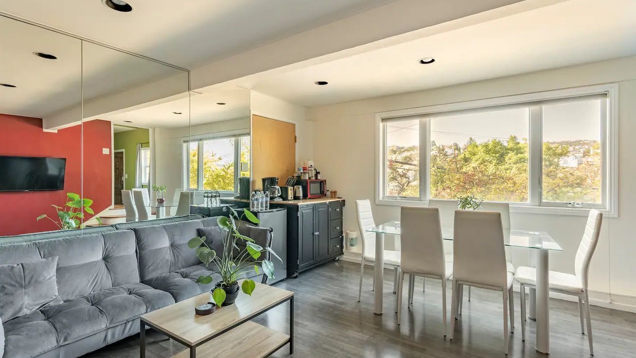 Photo of Livingroom in San Carlos