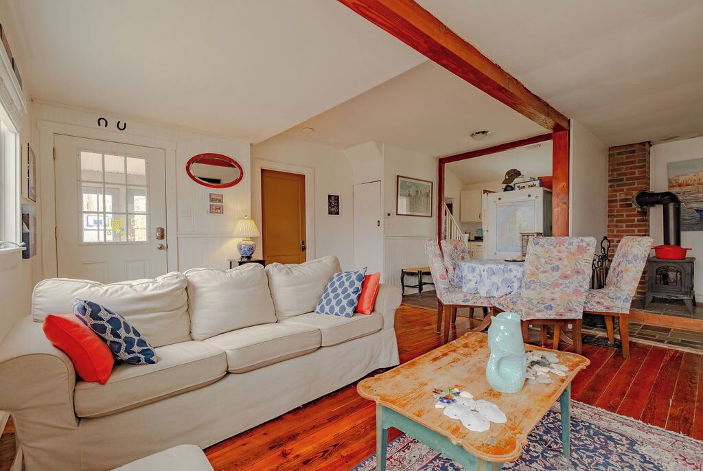 Photo of Livingroom in Peaks Island