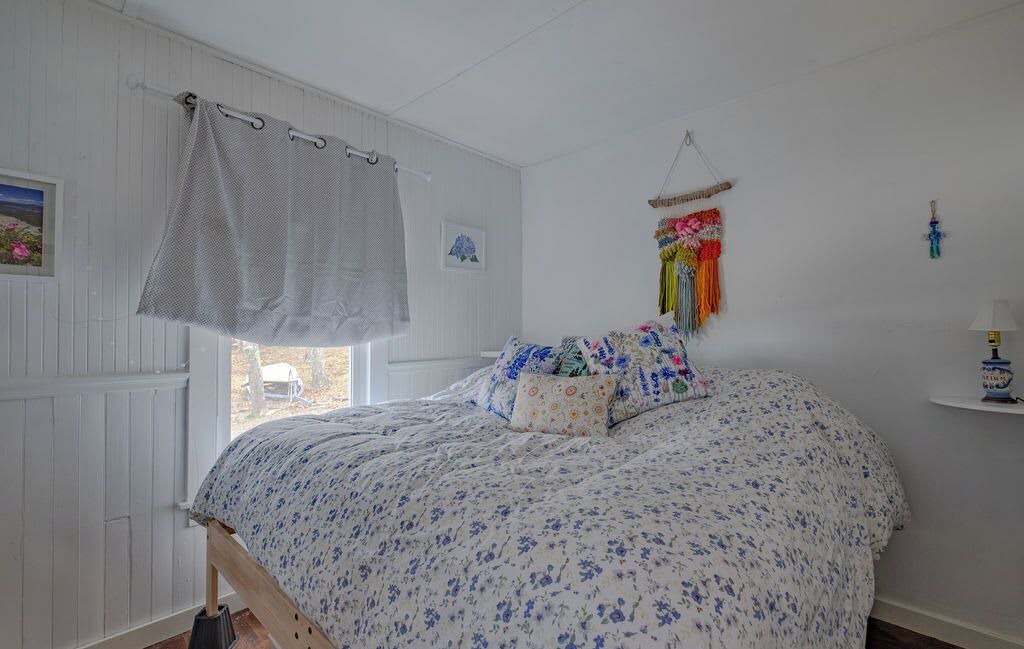 Photo of Bedroom in Peaks Island