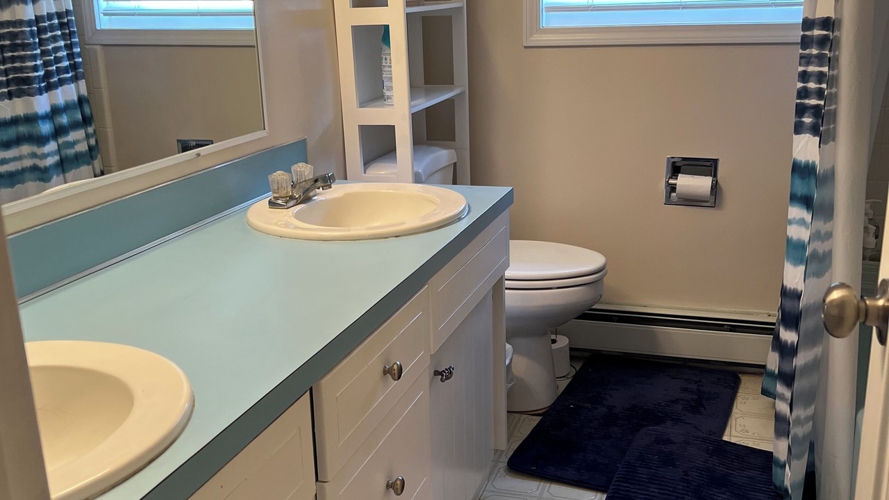 Photo of Bathroom in Whitehall