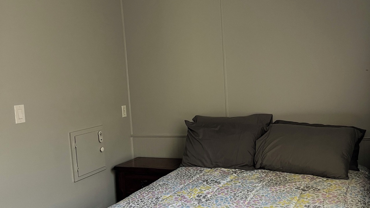 Photo of Bedroom in Whitehall