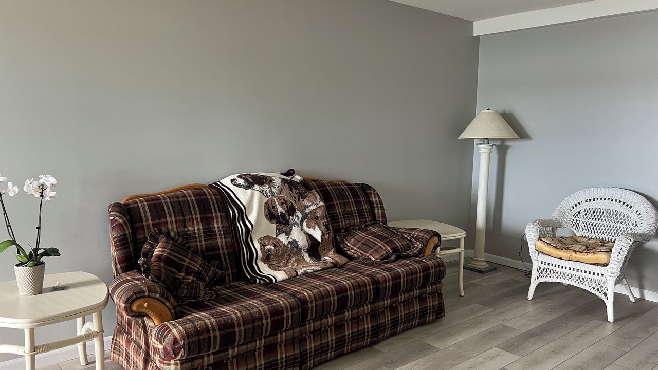 Photo of Livingroom in Whitehall