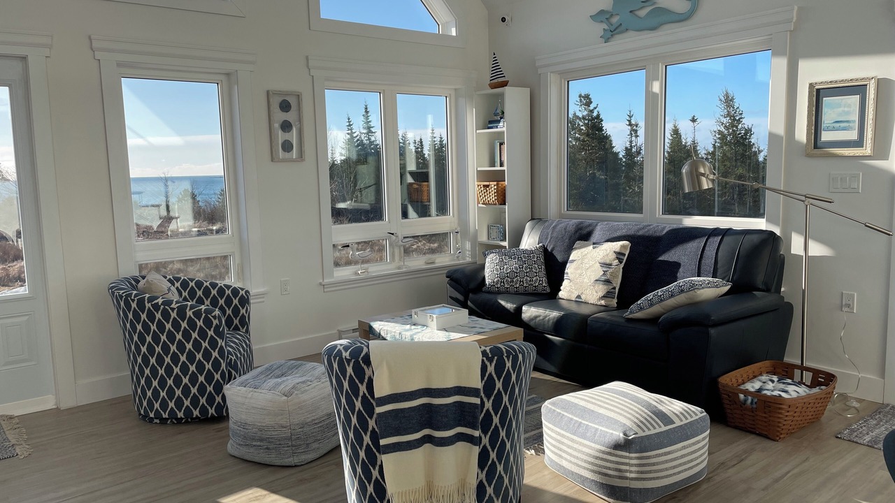 Photo of Livingroom in Halifax County
